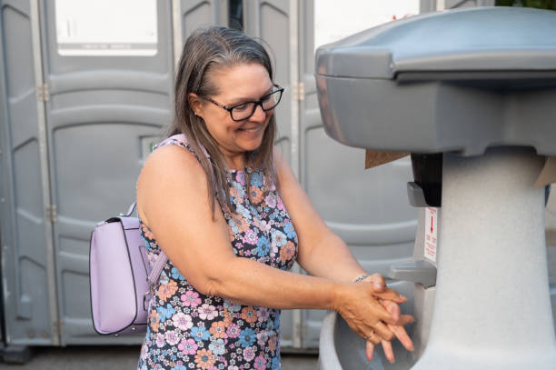 Best Portable bathroom rental  in Edgewood, PA